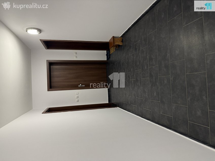 Pronájem bytu 2+kk 49 m^2 Chelčického, Kolín 