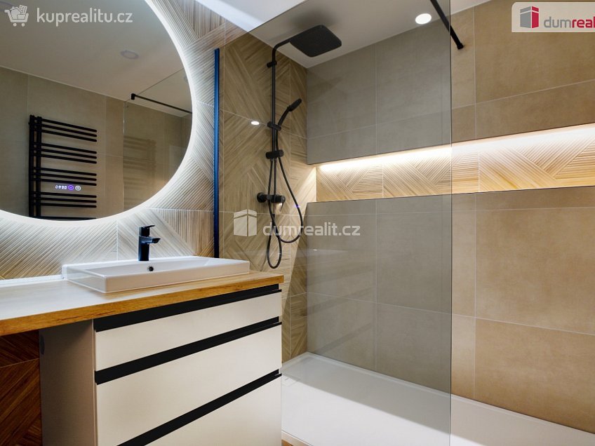 Pronájem bytu 2+1 63 m^2 Jizerská, Ústí nad Labem 