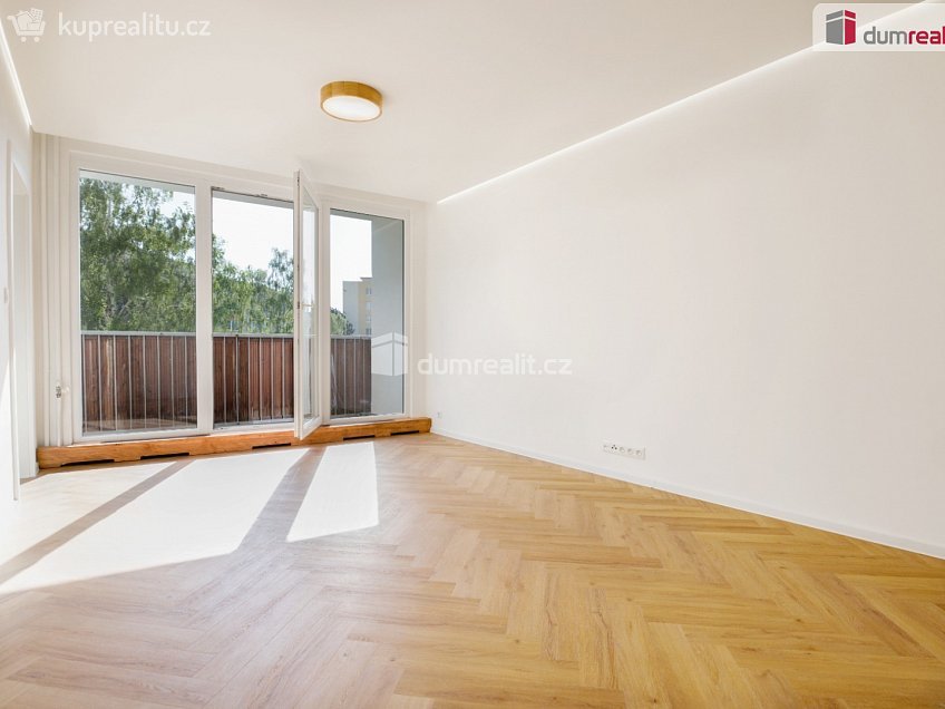 Pronájem bytu 2+1 63 m^2 Jizerská, Ústí nad Labem 