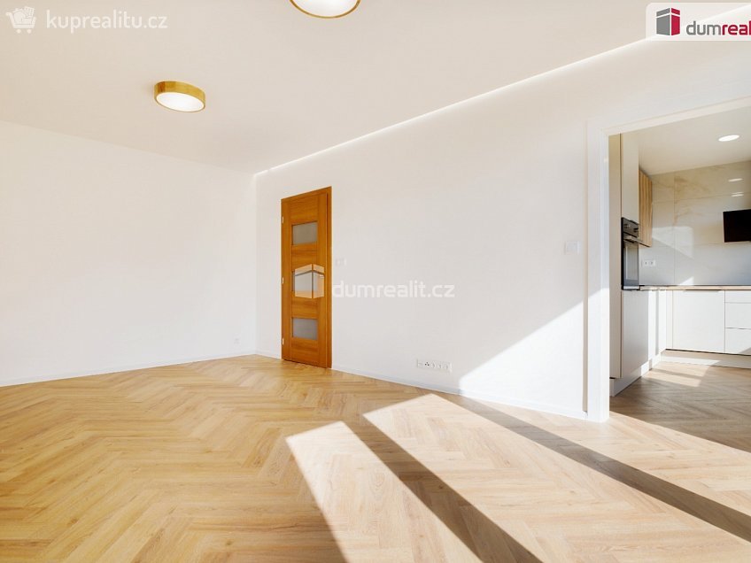 Pronájem bytu 2+1 63 m^2 Jizerská, Ústí nad Labem 