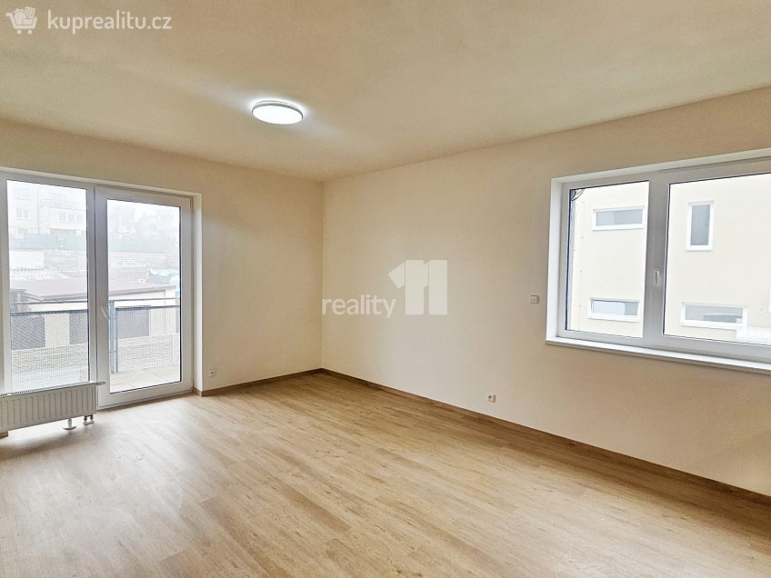 Pronájem bytu 1+kk 39 m^2 Pražská, Kolín 