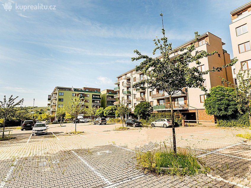 Pronájem bytu 1+1 42 m^2 U Leskavy, Brno 62500