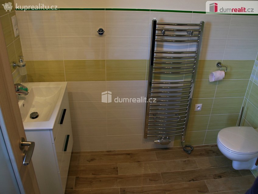 Prodej  ubytovacího zařízení 360 m^2 Boží Dar, Boží Dar 