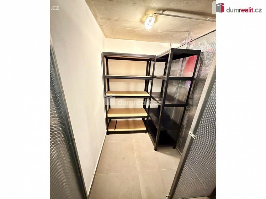 Pronájem bytu 2+kk 48 m^2 Ringhofferova, Kamenice 