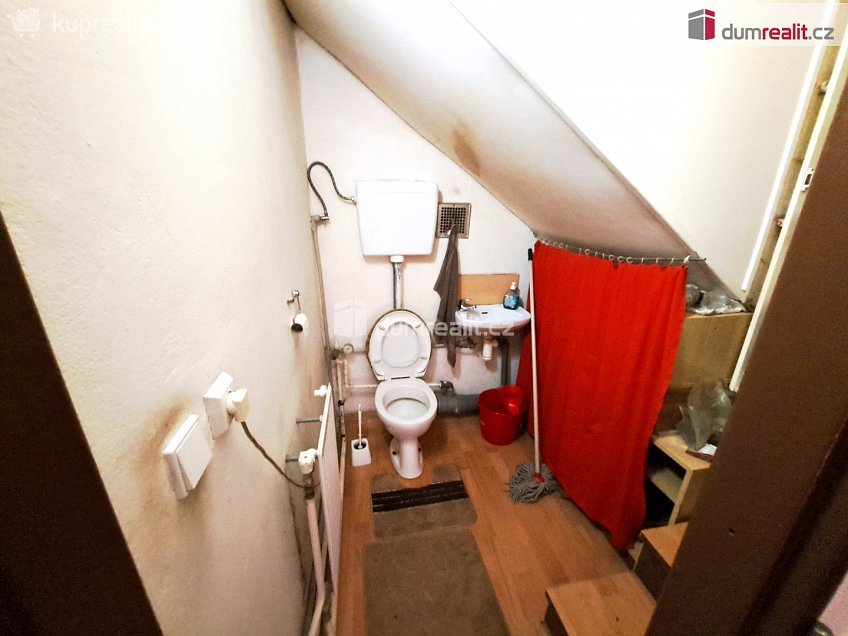 Prodej bytu 3+1 70 m^2 Čs. armády, Kraslice 