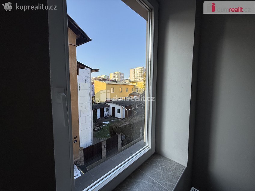 Pronájem bytu 1+1 38 m^2 Úzká, Děčín 