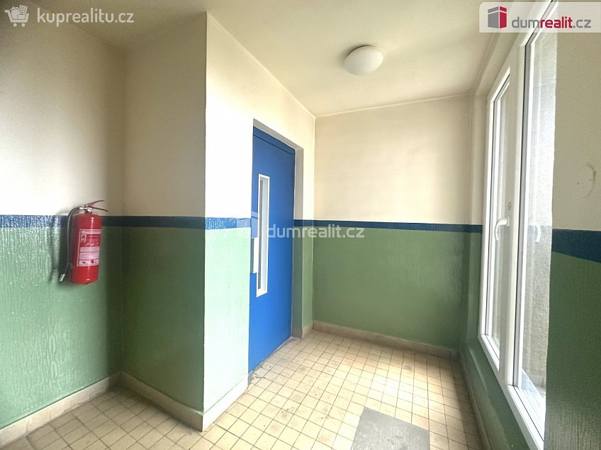 Pronájem bytu 3+kk 75 m^2 Svojšovická, Praha 4 