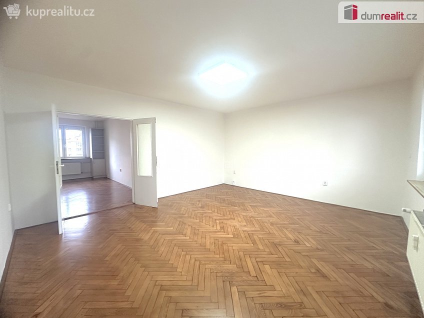 Pronájem bytu 3+kk 75 m^2 Svojšovická, Praha 4 