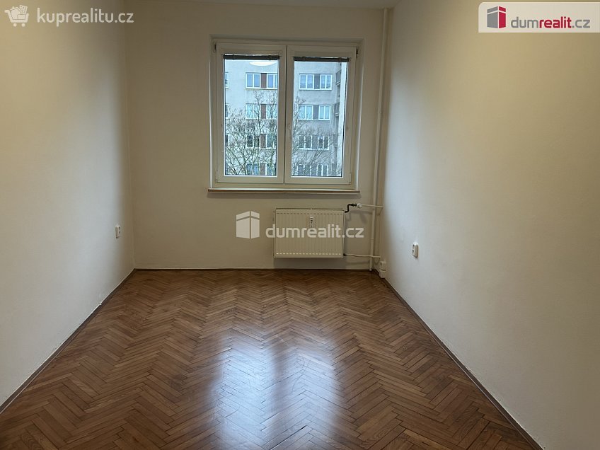 Pronájem bytu 3+kk 75 m^2 Svojšovická, Praha 4 