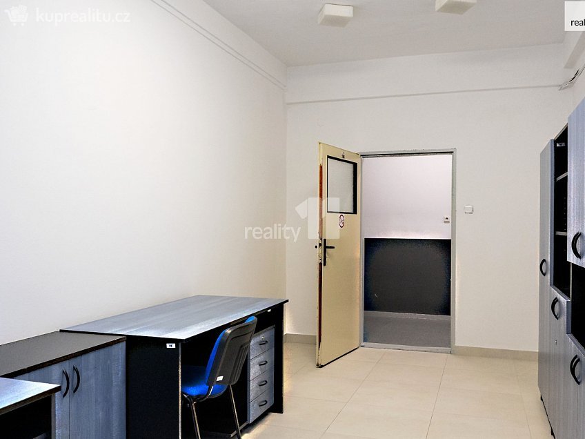 Pronájem  kanceláře 14 m^2 Podolí, Ledeč nad Sázavou 