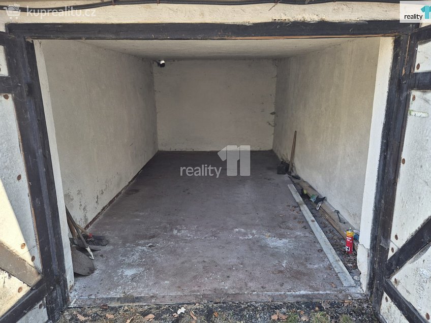 Prodej  garáže 21 m^2 Wolkerova, Aš 