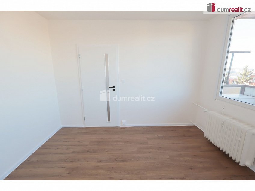 Prodej bytu 3+1 81 m^2 Jabloňová, Praha 10 