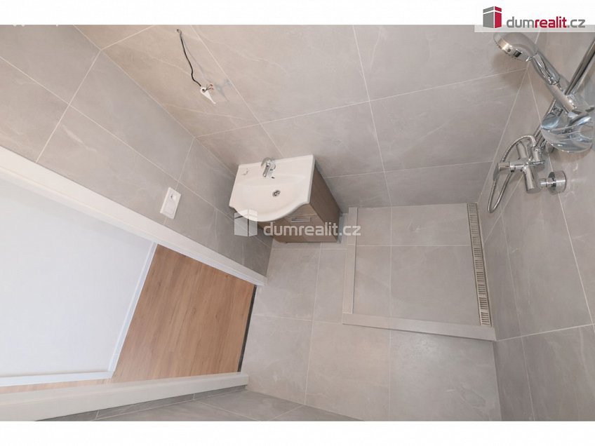 Prodej bytu 3+1 81 m^2 Jabloňová, Praha 10 