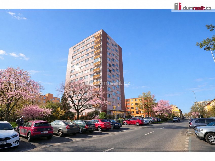 Prodej bytu 3+1 81 m^2 Jabloňová, Praha 10 