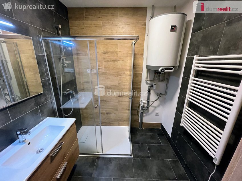 Pronájem bytu 2+kk 50 m^2 Tř. Maršála Malinovského, Uherské Hradiště 