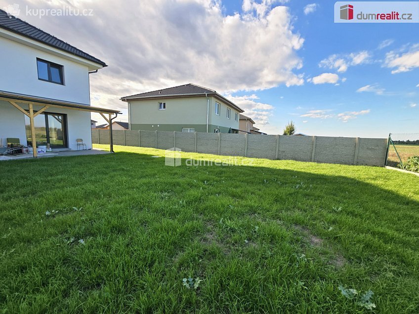 Prodej  rodinného domu 118 m^2 Polerady, Polerady 