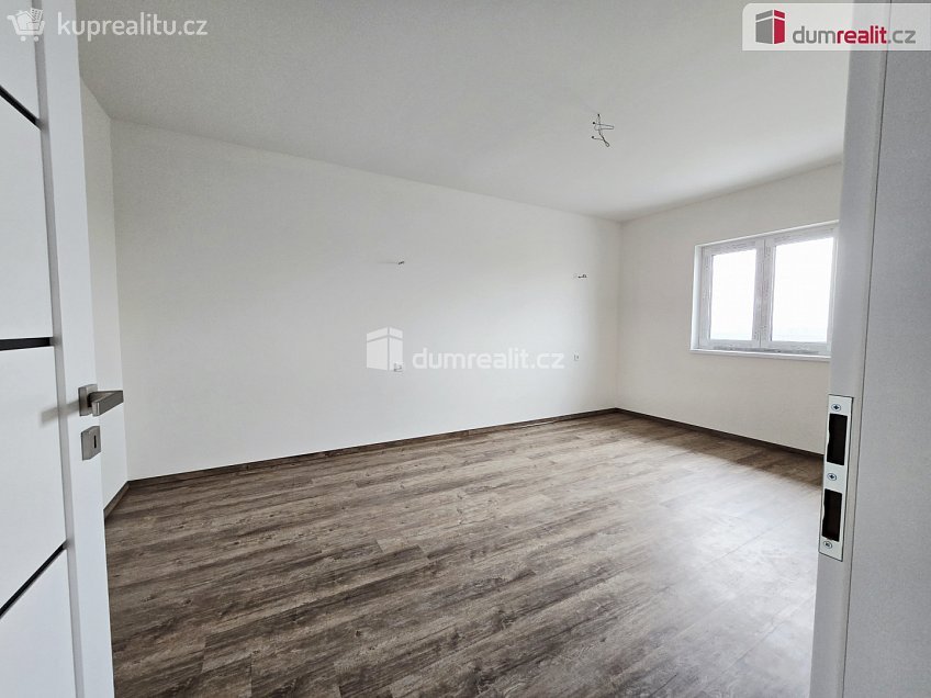 Prodej  rodinného domu 118 m^2 Polerady, Polerady 