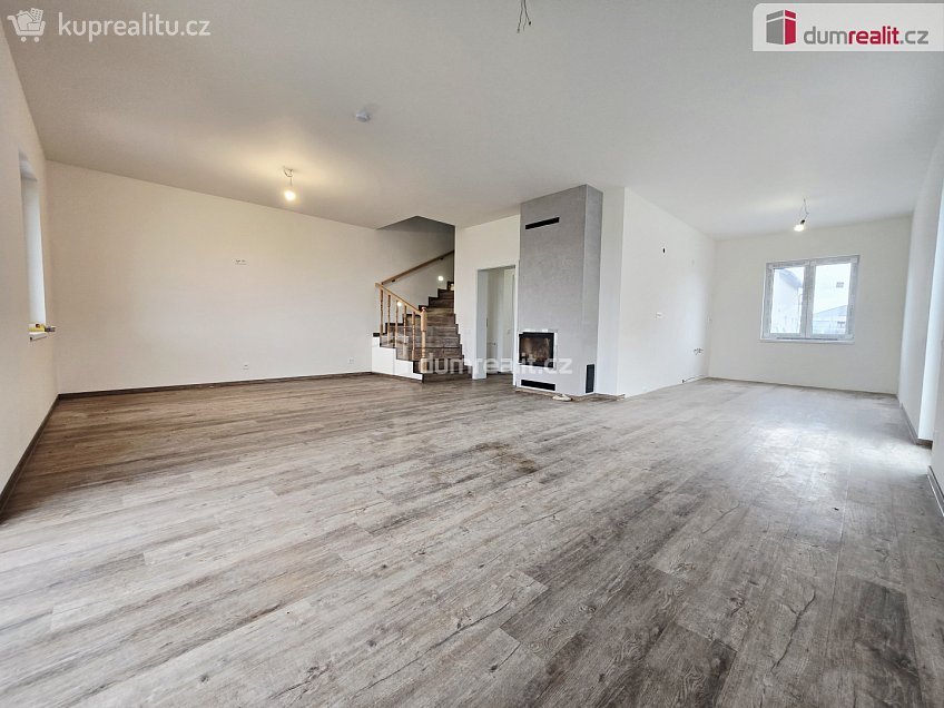 Prodej  rodinného domu 118 m^2 Polerady, Polerady 