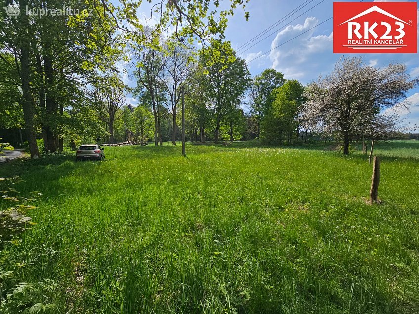 Prodej  stavebního pozemku 2874 m^2 Tři Sekery, Tři Sekery 