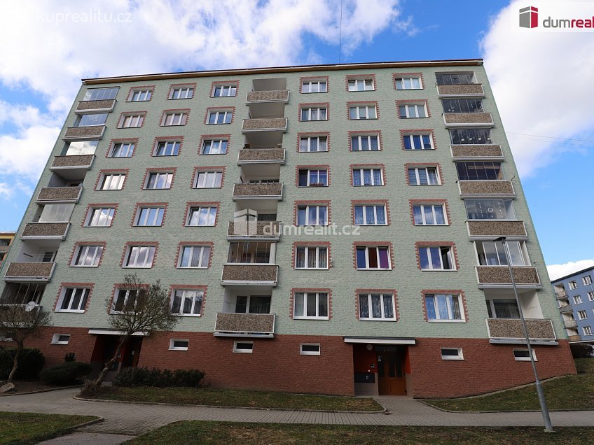 Pronájem bytu 1+1 36 m^2 B. Smetany, Kraslice 