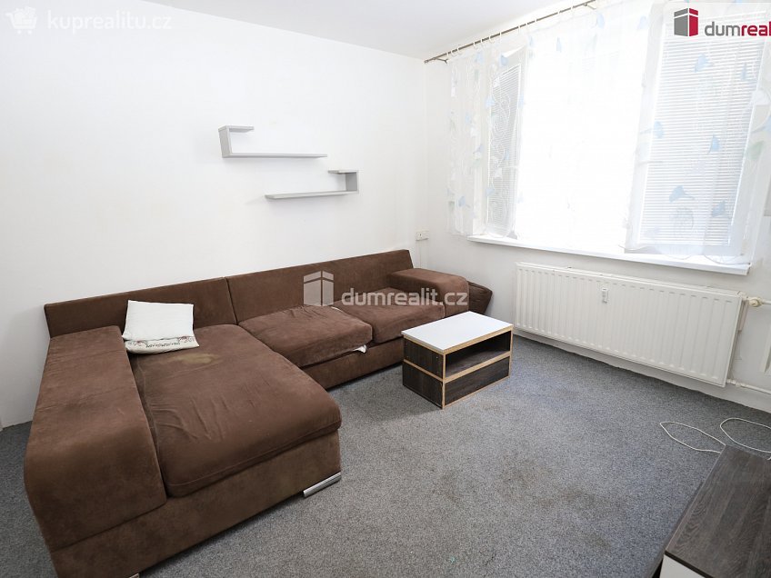 Pronájem bytu 1+1 36 m^2 B. Smetany, Kraslice 