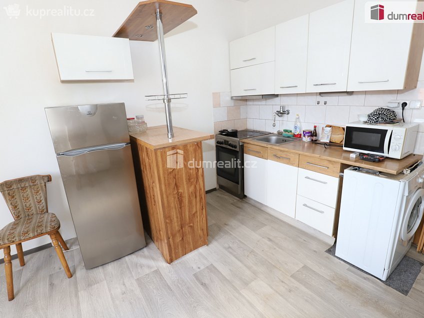 Pronájem bytu 1+1 36 m^2 B. Smetany, Kraslice 