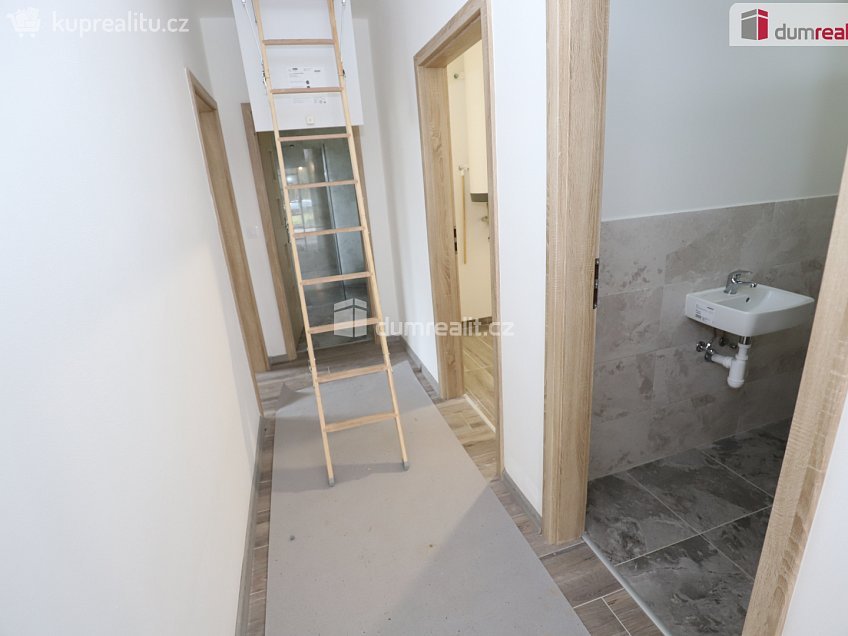 Prodej  rodinného domu 97 m^2 Mnichov, Mnichov 