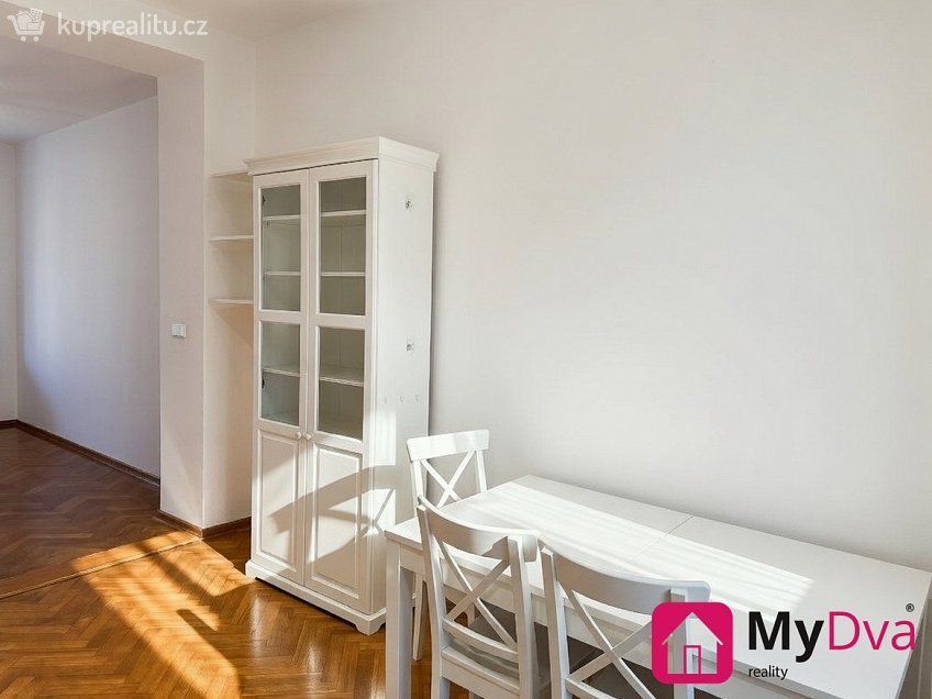 Pronájem bytu 3+1 80 m^2 Bělohorská, Praha 