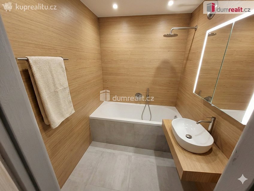 Prodej bytu 3+1 67 m^2 Okružní, Roudnice nad Labem 