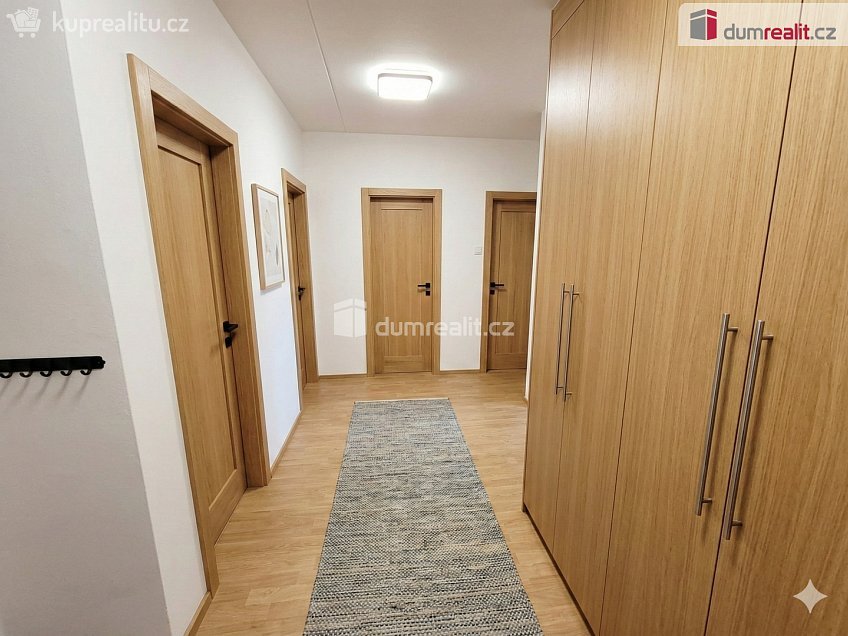 Prodej bytu 3+1 67 m^2 Okružní, Roudnice nad Labem 