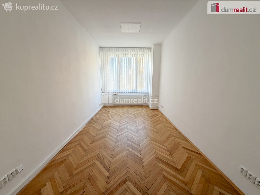 Pronájem  kanceláře 17 m^2 Vodičkova, Praha 1 