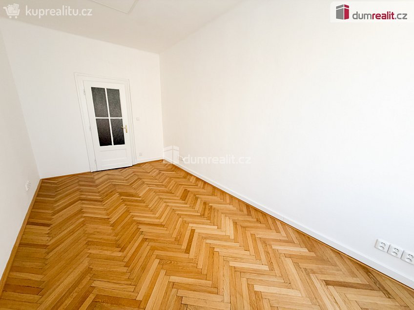 Pronájem  kanceláře 17 m^2 Vodičkova, Praha 1 