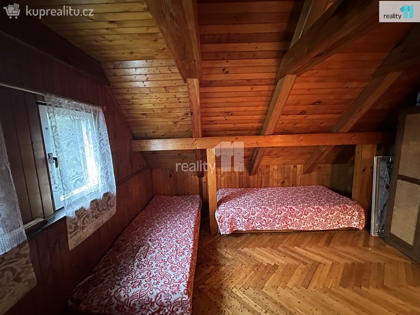 Prodej  chalupy 150 m^2 Kravaře, Kravaře 