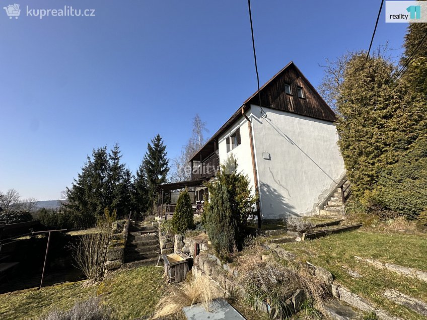 Prodej  chalupy 150 m^2 Kravaře, Kravaře 