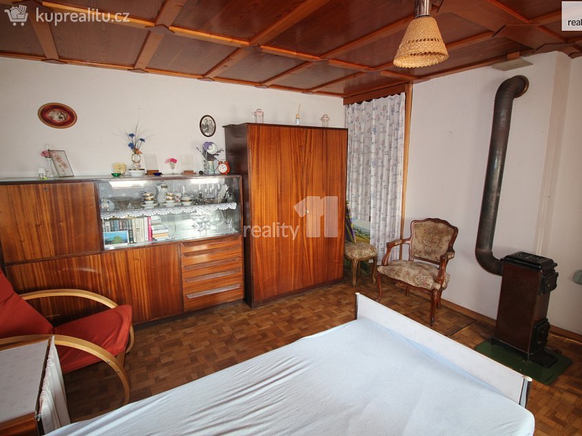 Prodej  chalupy 150 m^2 Kravaře, Kravaře 