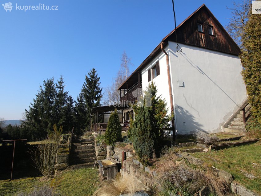 Prodej  chalupy 150 m^2 Kravaře, Kravaře 