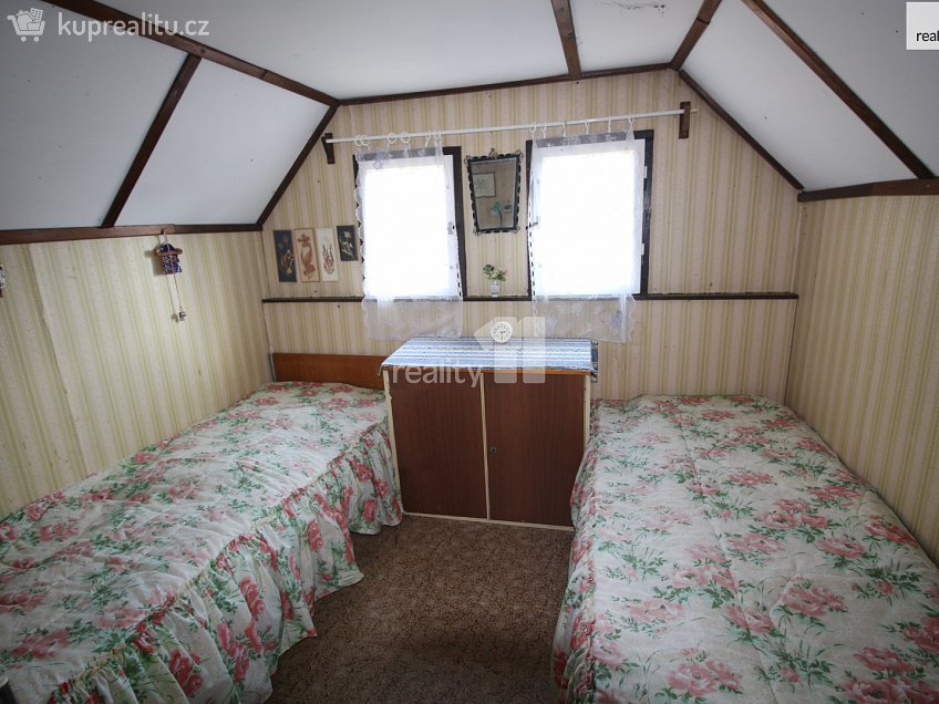 Prodej  chalupy 150 m^2 Kravaře, Kravaře 