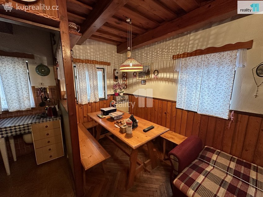 Prodej  chalupy 150 m^2 Kravaře, Kravaře 