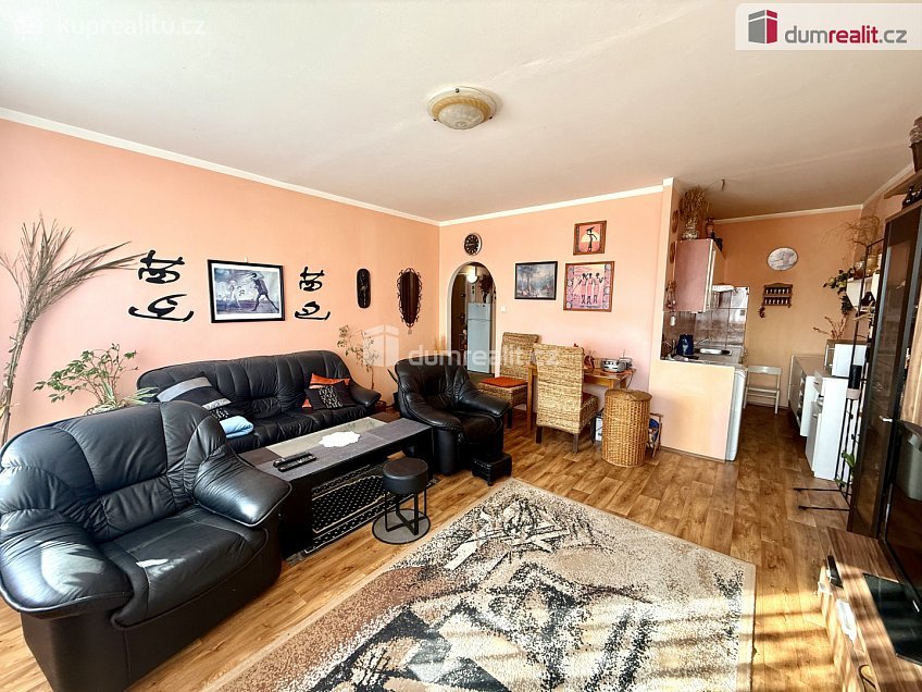 Pronájem bytu 2+kk 45 m^2 Žežická, Ústí nad Labem 