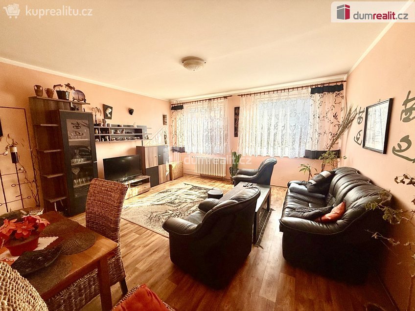 Pronájem bytu 2+kk 45 m^2 Žežická, Ústí nad Labem 