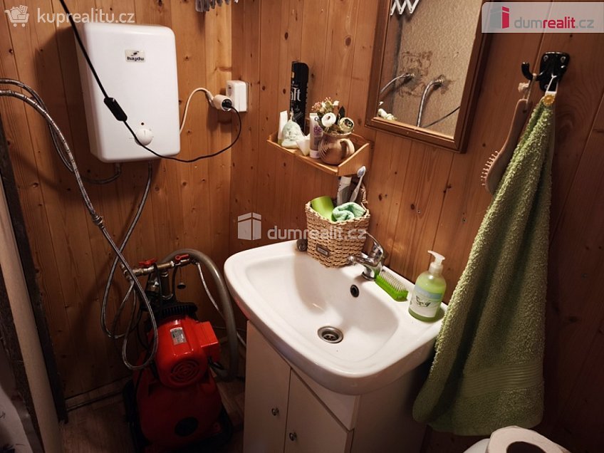 Prodej  chaty 63 m^2 Šťáhlavy, Šťáhlavy 