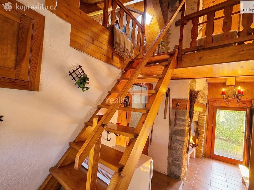 Prodej  chalupy 95 m^2 Benešov u Semil, Benešov u Semil 