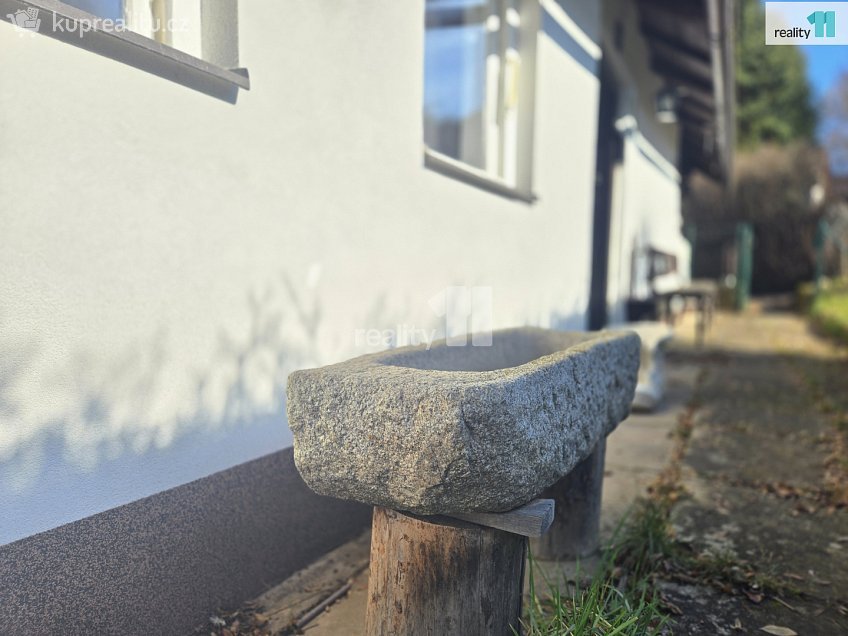 Prodej  chalupy 95 m^2 Benešov u Semil, Benešov u Semil 