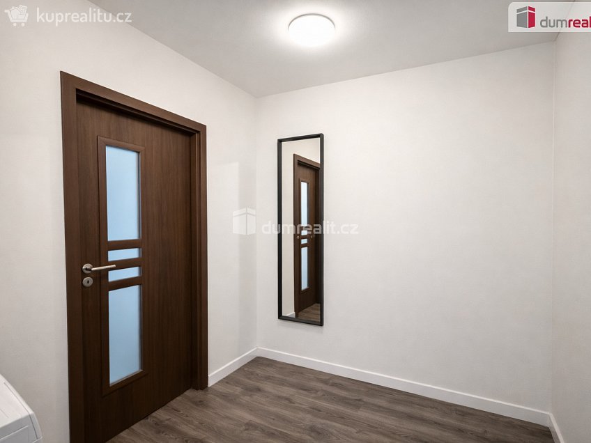 Pronájem bytu 1+kk 32 m^2 Spartakiádní, Ústí nad Labem 