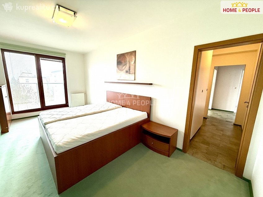 Pronájem bytu 2+kk 61 m^2 Majerova, Plzeň 