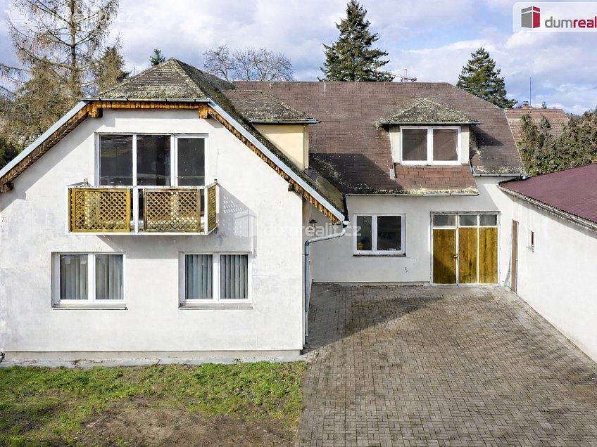 Prodej  rodinného domu 228 m^2 Mánesova, Neratovice 