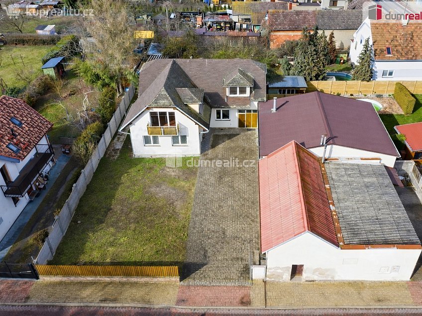 Prodej  rodinného domu 228 m^2 Mánesova, Neratovice 