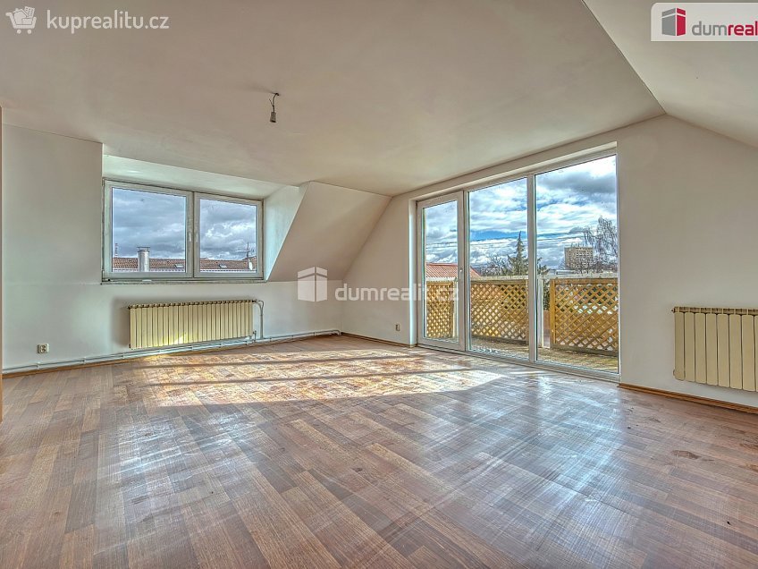 Prodej  rodinného domu 228 m^2 Mánesova, Neratovice 