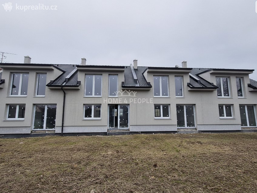 Prodej  rodinného domu 101 m^2 Pohořelice, Pohořelice 