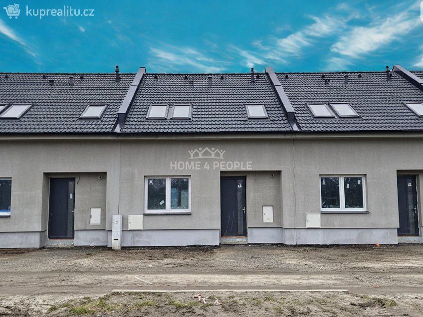 Prodej  rodinného domu 101 m^2 Pohořelice, Pohořelice 